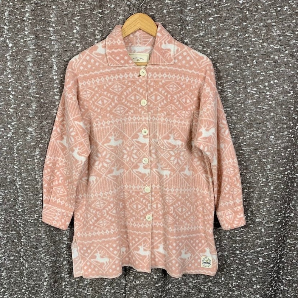 Victoria's Secret Country Fleece Pink Reindeer Pajama Top Sleep Shirt Small